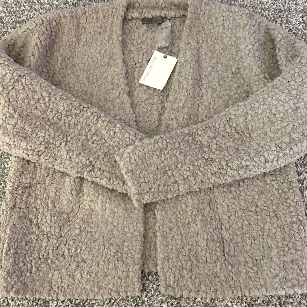 BNWT Barefoot Dreams Boucle Cardigan in Size Medium!!!